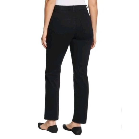 Gloria Vanderbilt Women's Amanda Stretch Denim Jean, Black 8x31 - NWT - Picture 2 of 6